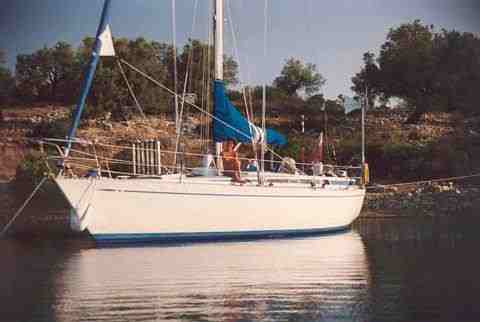 Swan 371 - 'At anchor'