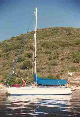 Swan 371 - 'Marfisa at anchor'